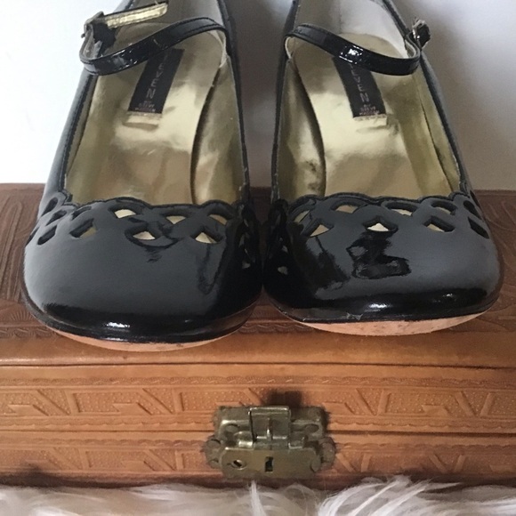 Steven Steve Madden black pierced “Dreamin” trap patent leather stilettos 8.5 - Picture 5 of 10